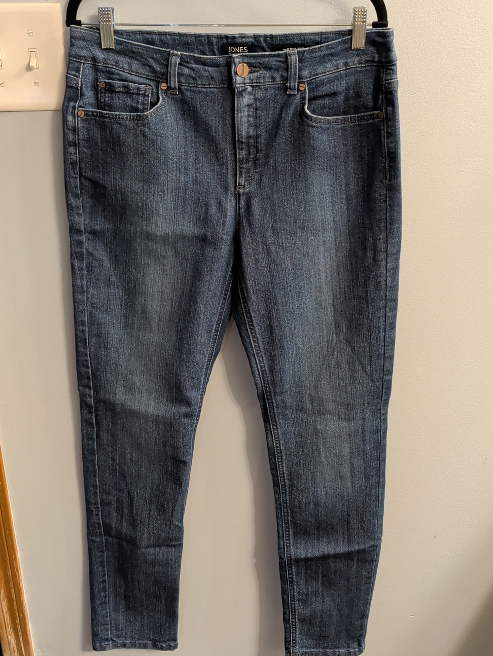 🍉Jones New York Dark Indigo Skinny Jeans